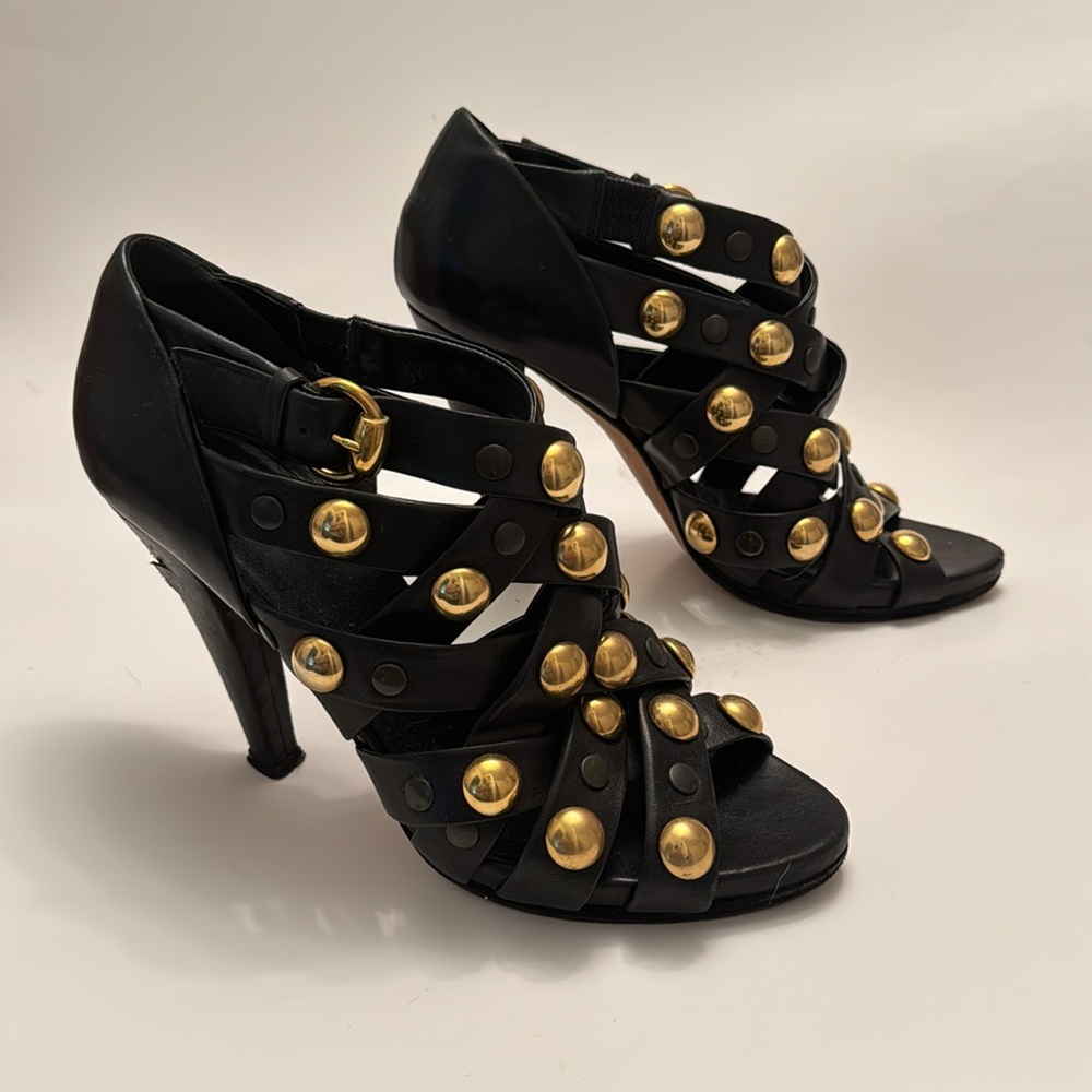 Gucci gold studs heels 38.5 made in Italy